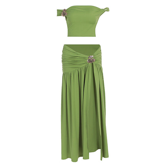 One shoulder metal decorative top with split and pleated skirt set
